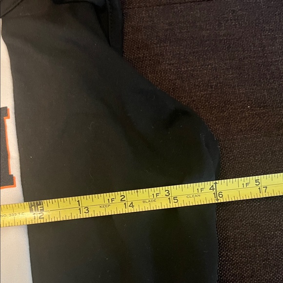 #1270=Black and White Miami Crop Top - Picture 4 of 5